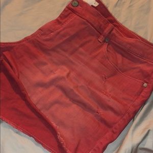 Torrid coral jean shorts size 26